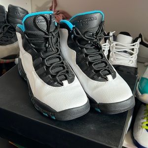 ✨Authentic✨ Air Jordan 10s